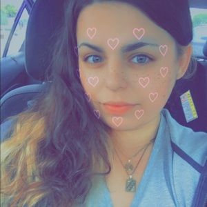 Meet your Posher, Alison